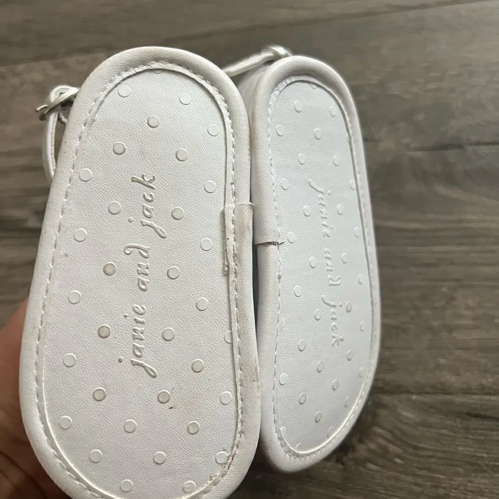 Janie and Jack Flower Sandal size 6-12 months